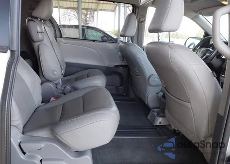 2018 Toyota Sienna Xle Premium 8 Passenger из США, поврежденный, VIN 5TDYZ3DC6JS905338